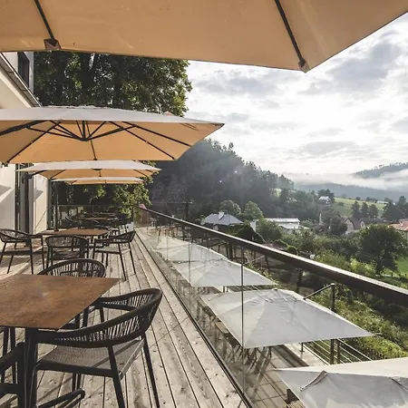 Forest Hotel Vir