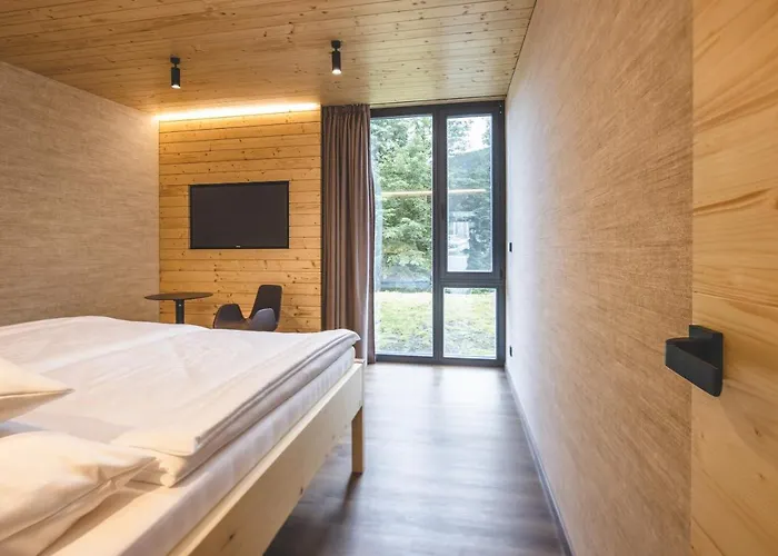 Forest Otel *